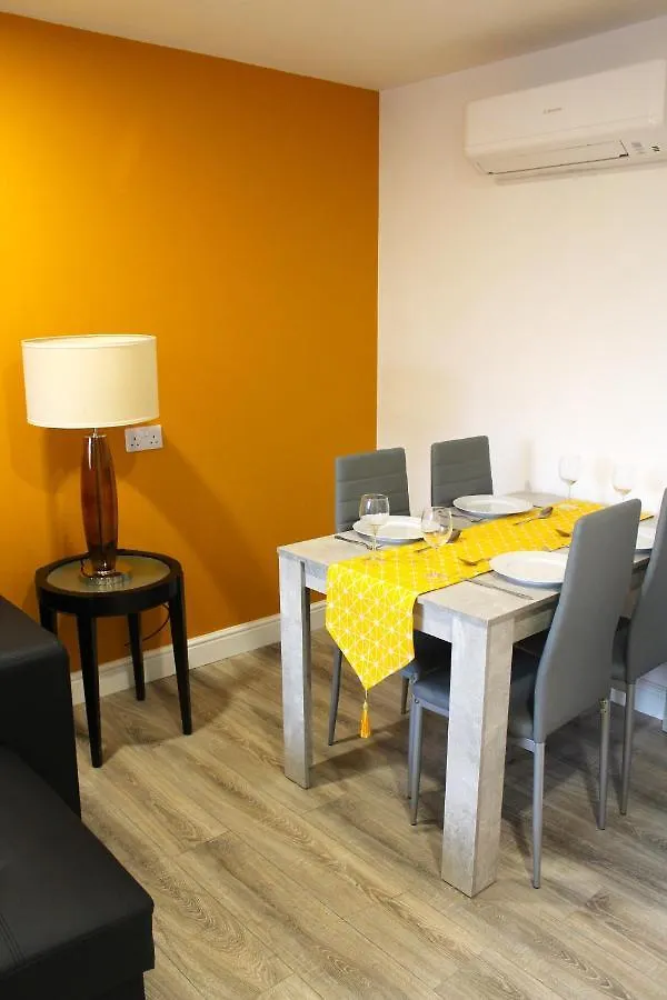 Maze Apartments And Rooms Free Parking キングストン・アポン・ハル 0*,