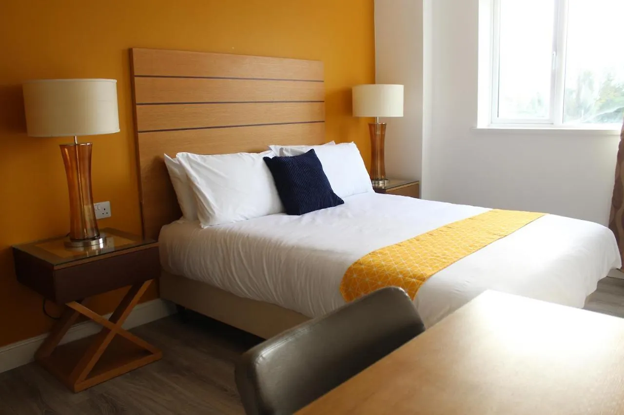 Maze Apartments And Rooms Free Parking キングストン・アポン・ハル